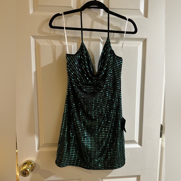Green and black sequined halter mini dress - Picture 1 of 3